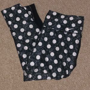 Nike DriFit Medium Capris
